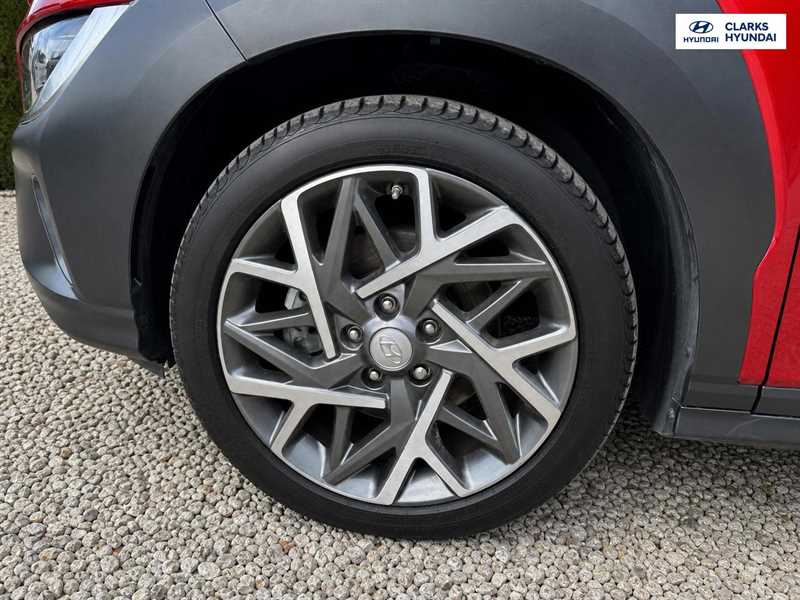 HYUNDAI KONA 1.6 H GDI PREMIUM SUV 5DR PETROL HYBRID DCT EURO 6 S...