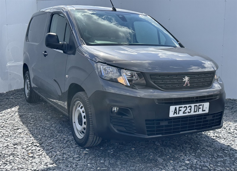 PEUGEOT Partner