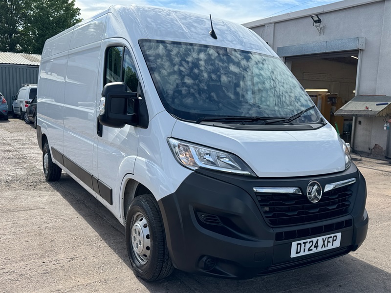 VAUXHALL Movano